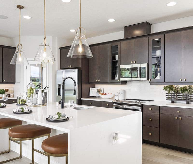 MI Homes model home kitchen at Center Lake on the Park neighborhood